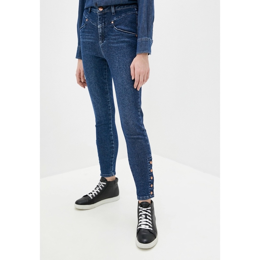 One Teaspoon High Waist Preachers Jean Size 28 Blue Button Cuff